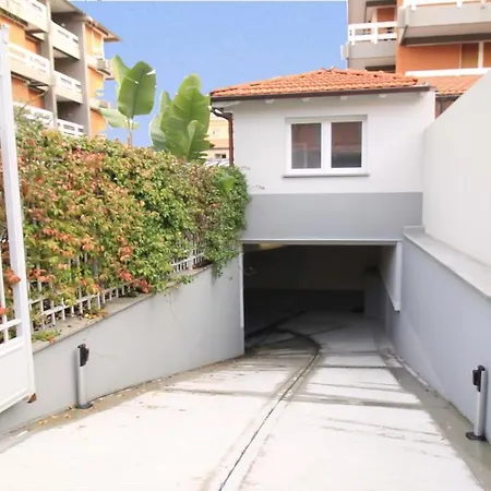 Jung Casa de hóspedes 4*